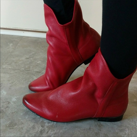 NIB Red Distressed Leather Slouch Ankle Bootie - Picture 5 of 6